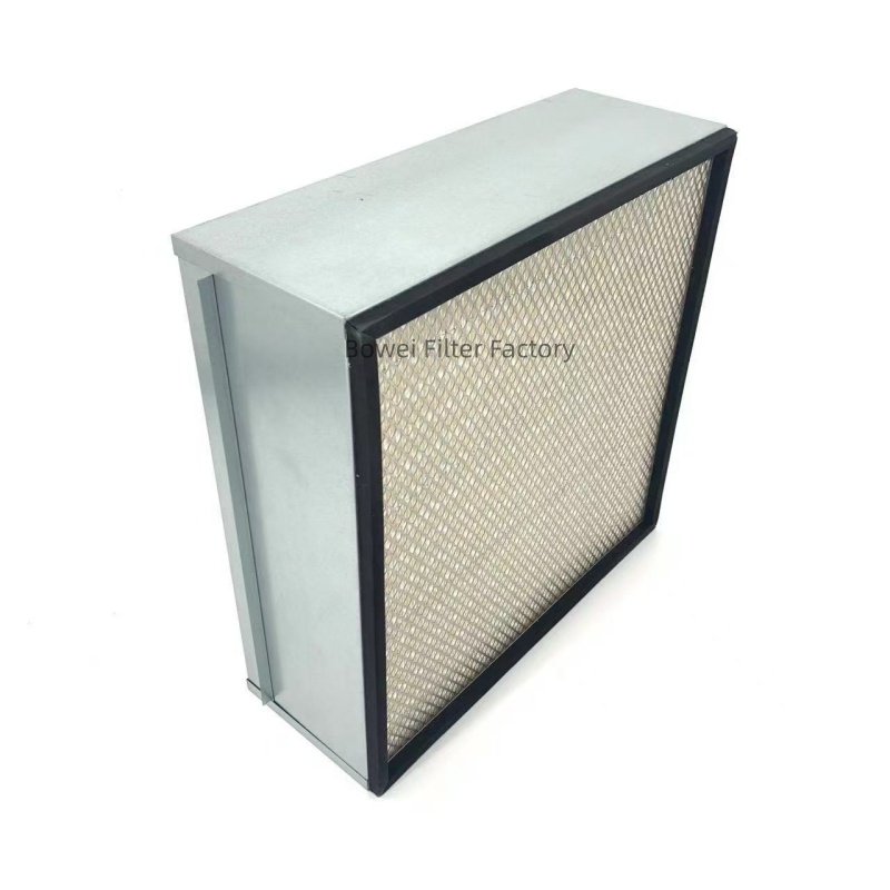 4N0015 air filter side view heavy duty